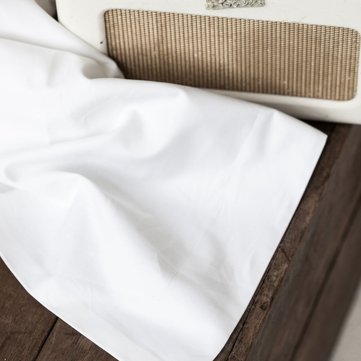 white-flat-sheet-